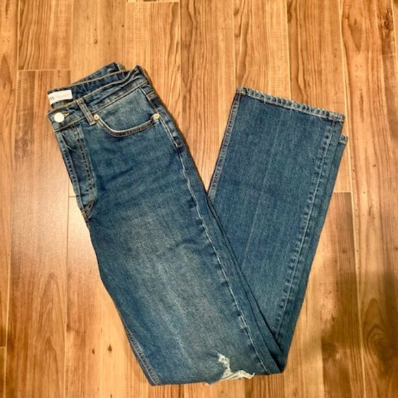 ZARA Ripped High Rise Bootcut Jeans - NWOT - Picture 8 of 8